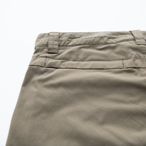 Eddie Bauer Women's Women Hiking Shorts Size 4 - Picture 3 of 10